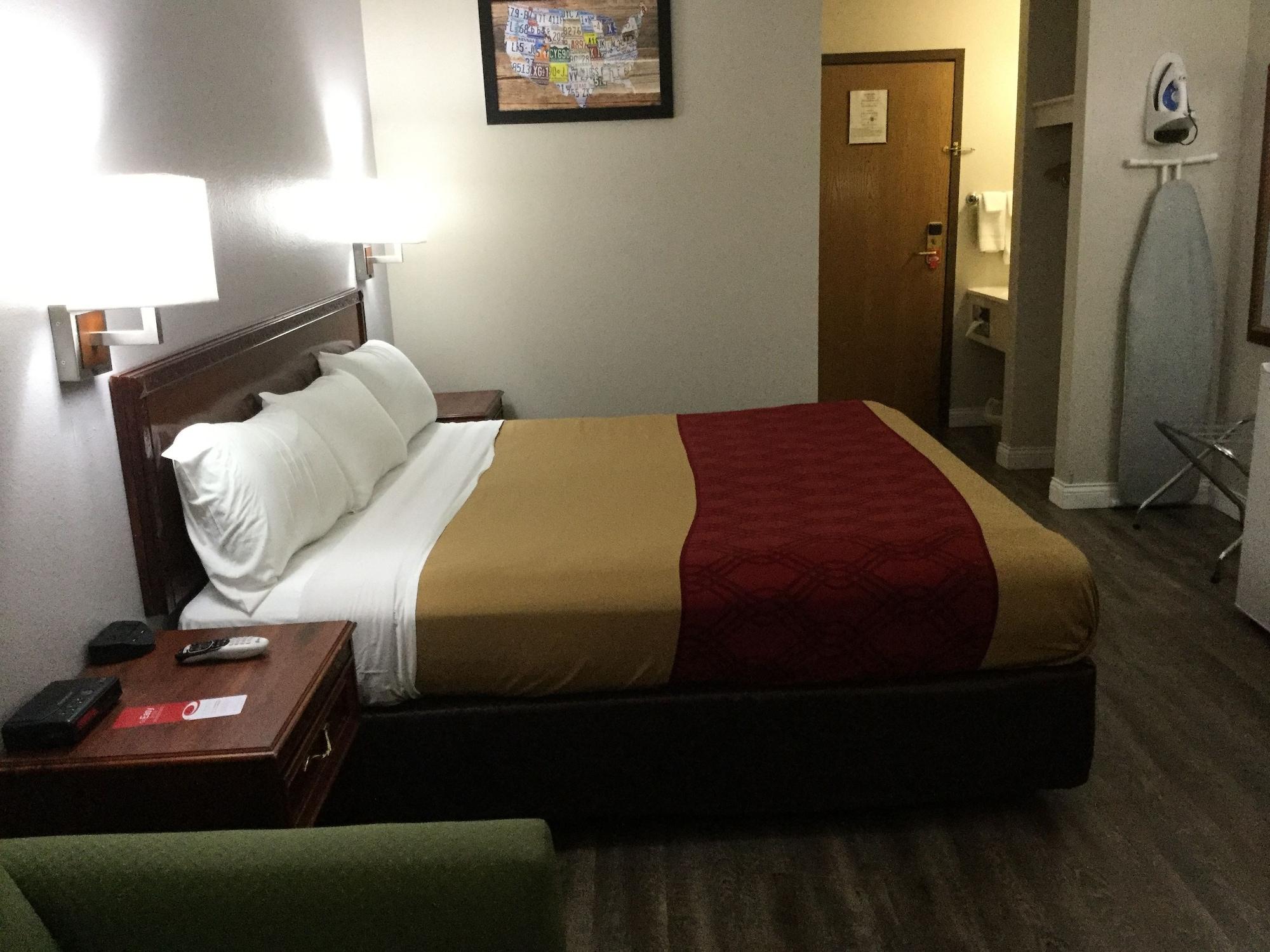 Econo Lodge Линкольн Экстерьер фото